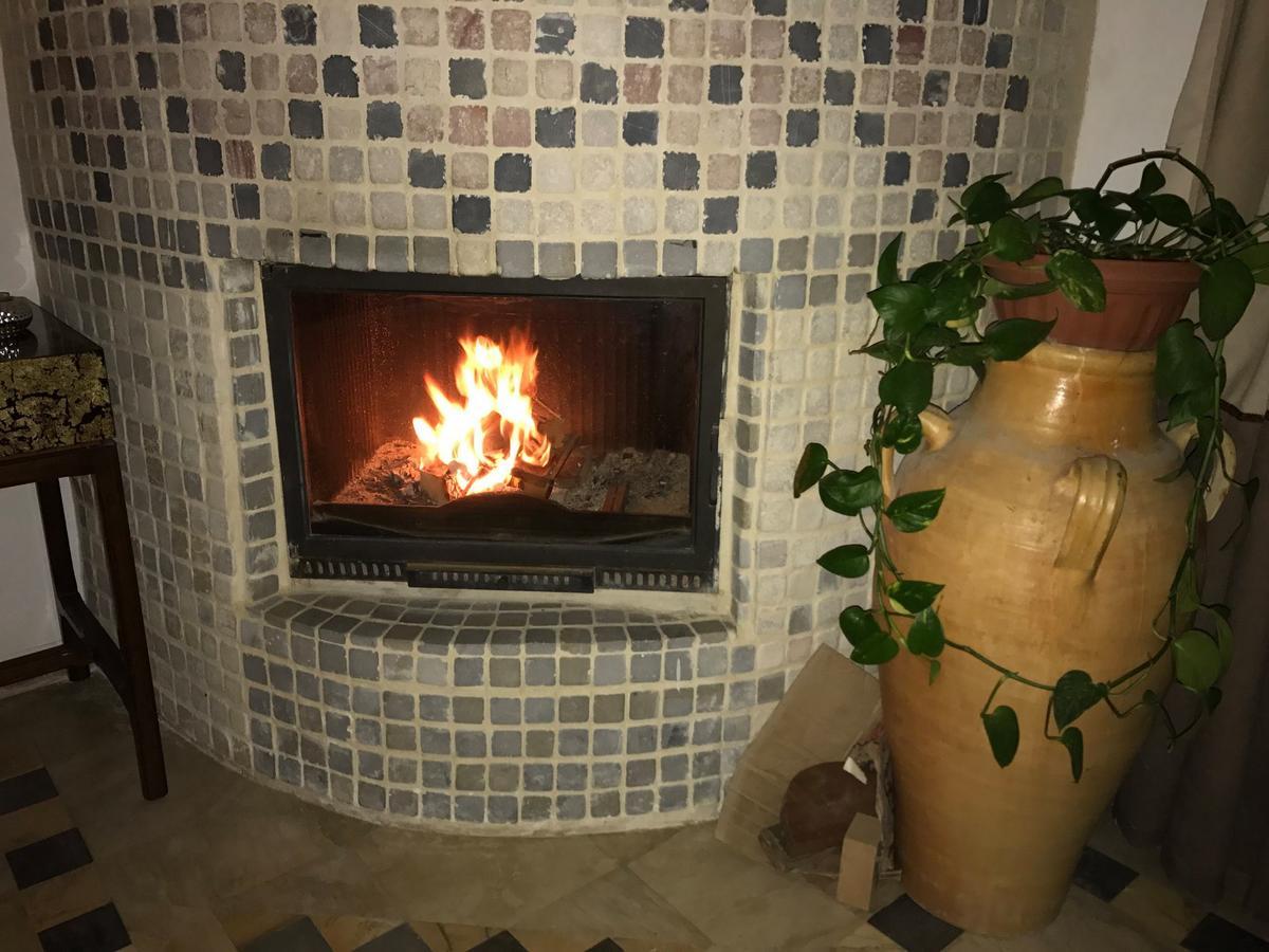 La Maison Les Pins Chambre D'Hote Chez L'Habitant La Marsa Exterior foto